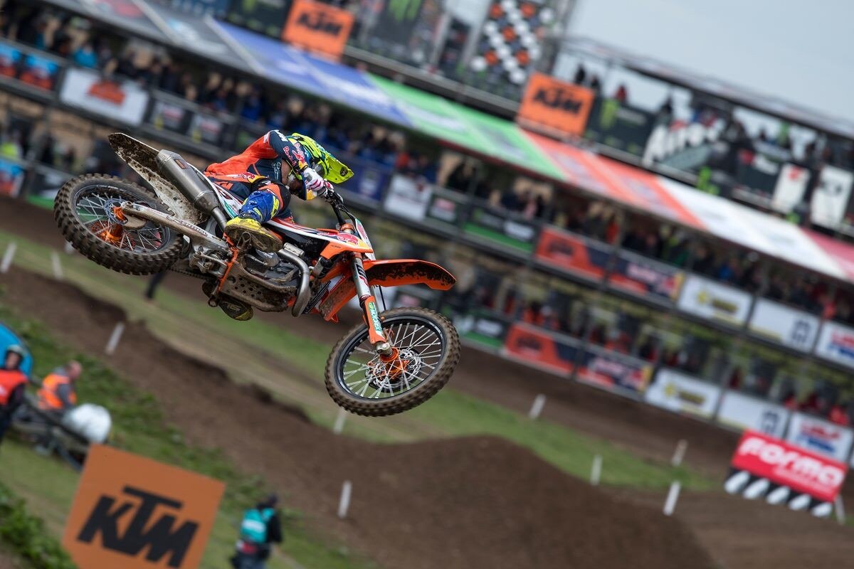 Mondiale MXGP 2019, Cairoli vince a Matterley Basin, ma Gajser tiene il passo